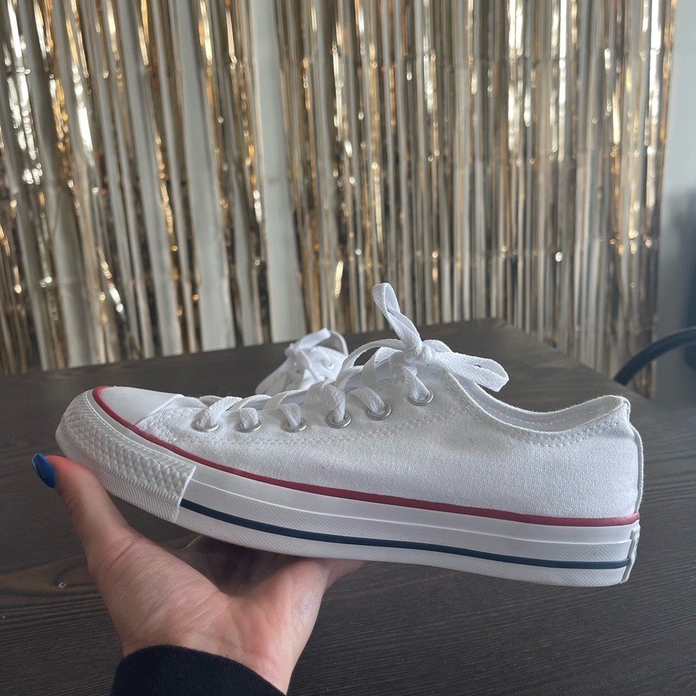 NWOT Chuck Taylor All Star Classic